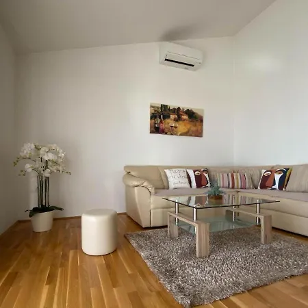 게스트하우스 Apartman Ivan