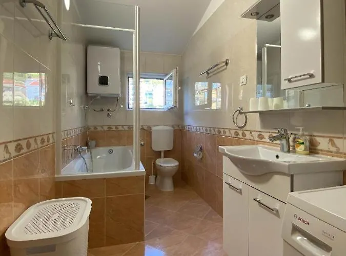 Ivan 3* Μακάρσκα