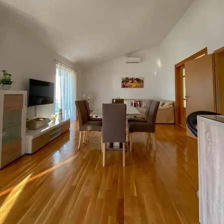 Ivan 3* Μακάρσκα